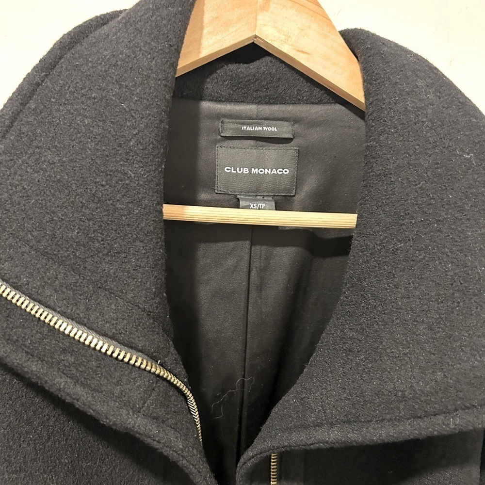 Club Monaco Wayland Coat ~ Black Wool with leather sleeve detailing - Picture 5 of 11